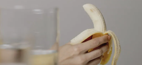 包皮過(guò)長(zhǎng)翻翻就好？小心出現(xiàn)嵌頓！(圖1)